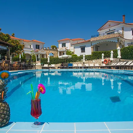 Anagenessis Village Hotel 3*