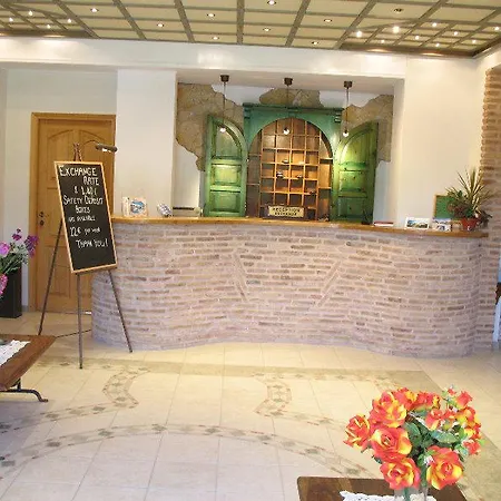 Anagenessis Village Hotel 3*