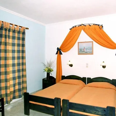 Anagenessis Village Hotel 3*