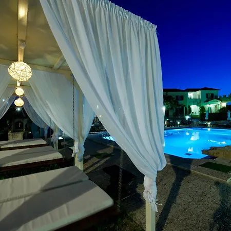 Anagenessis Village Hotel 3*